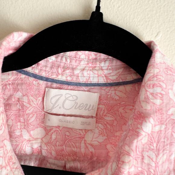 J. Crew Pink + White Floral Print Ultimate Everyday Button Up Shirt - Size 4 - Picture 4 of 10
